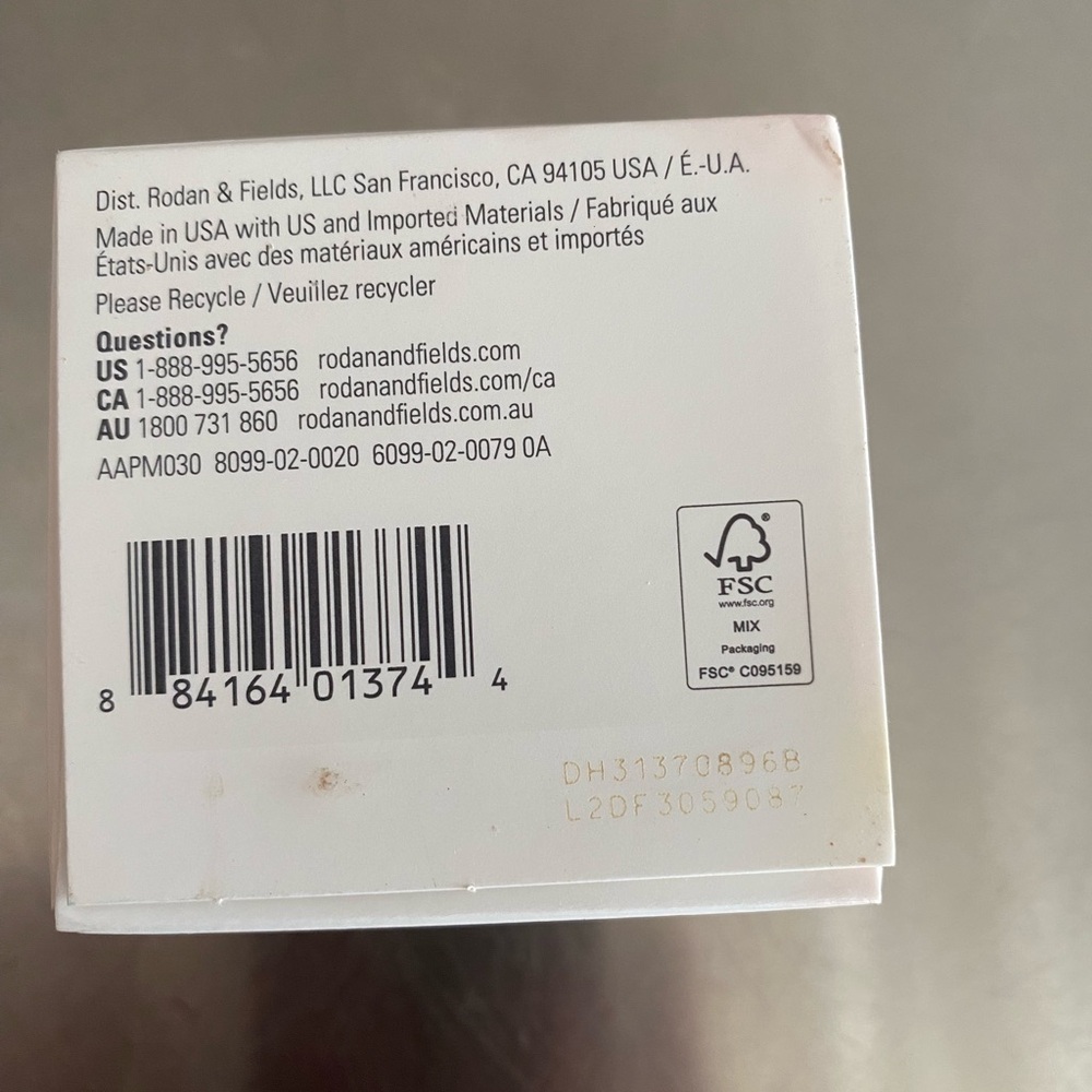 Rodan + Fields Redefine overnight Restorative Cream - Picture 5 of 7